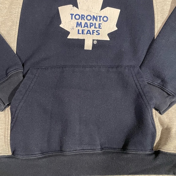 Toronto Maple Leafs Hoodie -Boys Size S - Picture 4 of 11